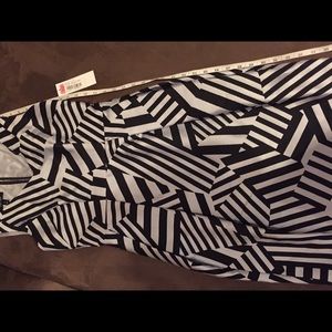 Zebra stripped cocktail dress size 6 NWT